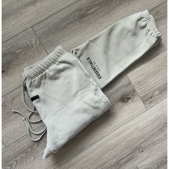 Fear of God Other - Fear of God Essentials Sweatpants Mens Athletic Pants - sz M